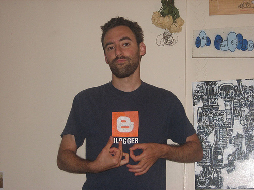 'bbg' gang sign