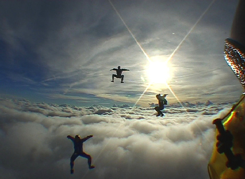 skydivers